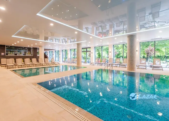 Lazar Nadmorskie Tarasy Колобжег