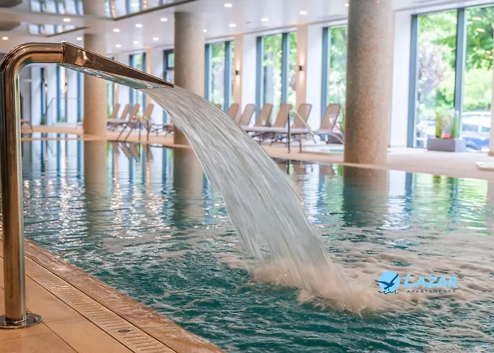 Lazar Nadmorskie Tarasy Апартаменты Колобжег