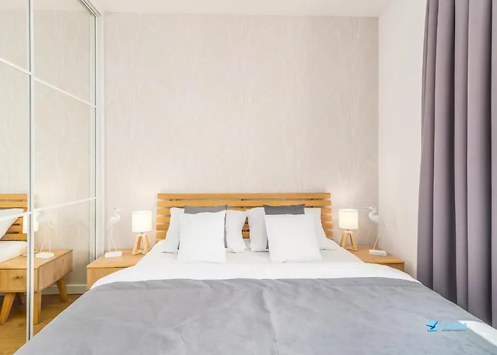 Lazar Nadmorskie Tarasy * Kolobrzeg